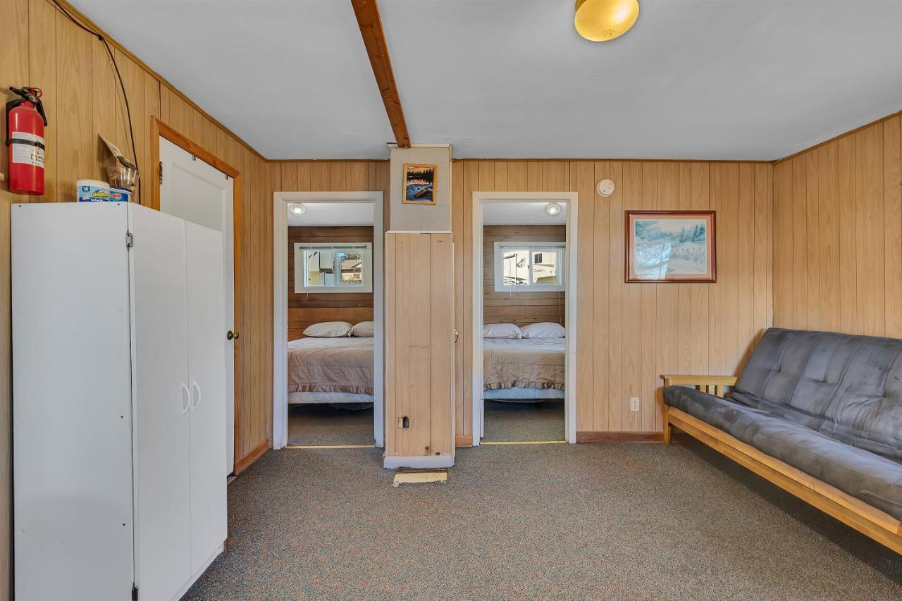 Blue Moon Resort & Motel Hill City Exterior foto